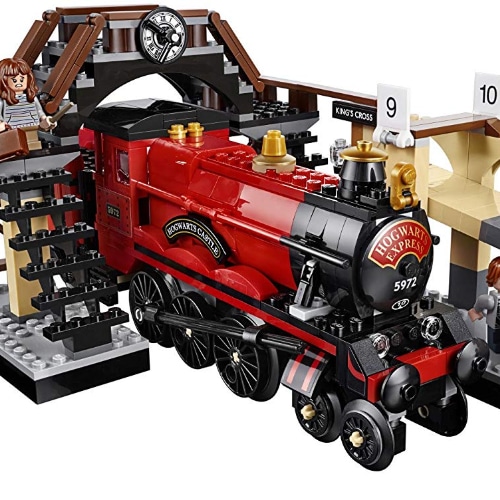 LEGO Hogwarts Express Train Set 