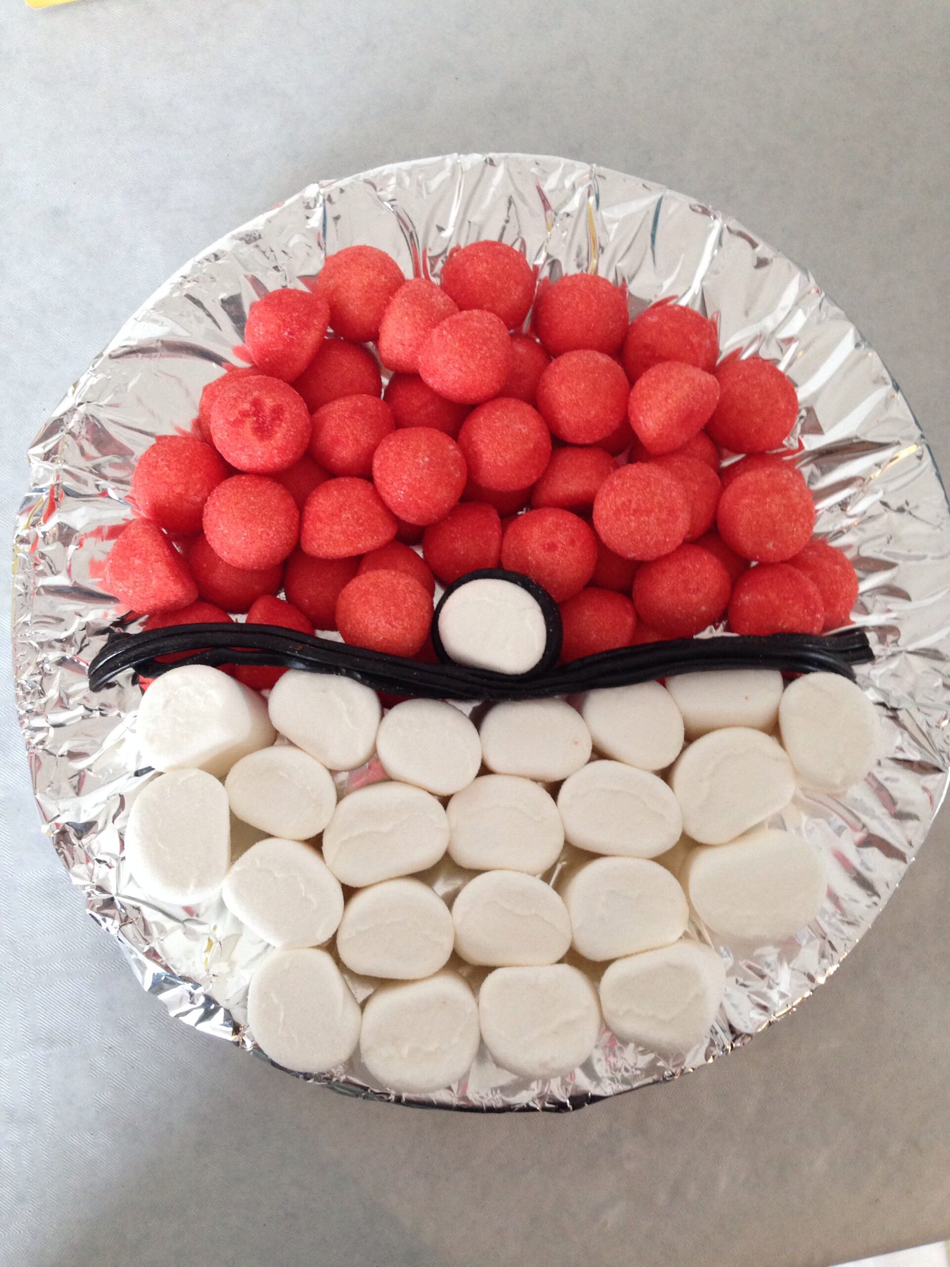 Poké Ball Fruit And Marshmallow Tray